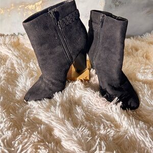 Ana Elegant Black Ankle Boots